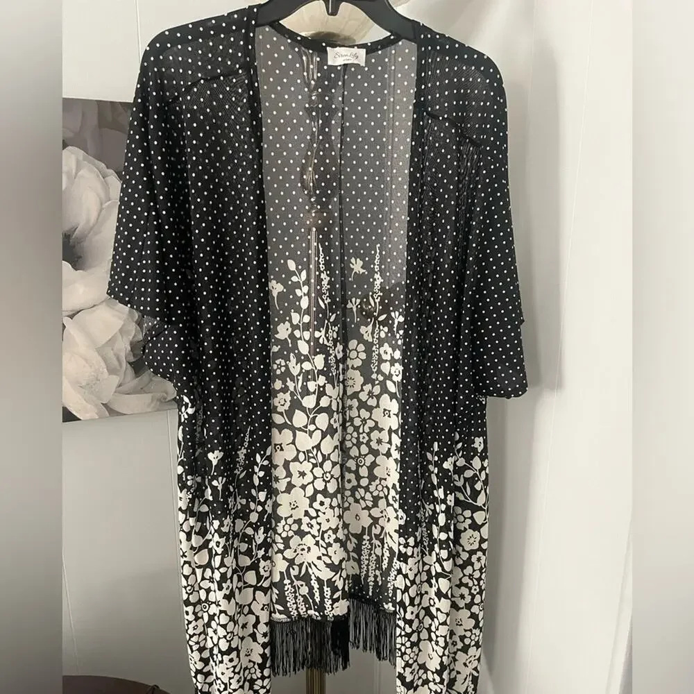 Siren Lily Women's Black and White Kimono Shawl Wrap with Fringed Bottom. Sz 1X